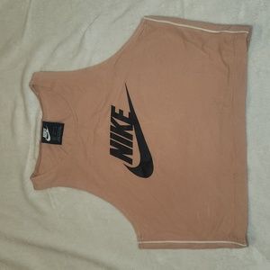 Nike Crop Top